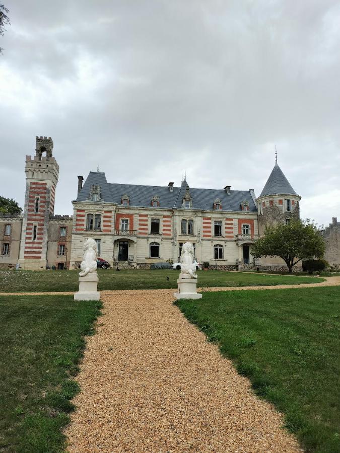 Chateau Le Haut Villaumay Auzouer-en-Touraine Kültér fotó